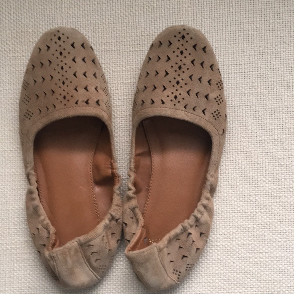 Cute Franco Sarto cut-out flats